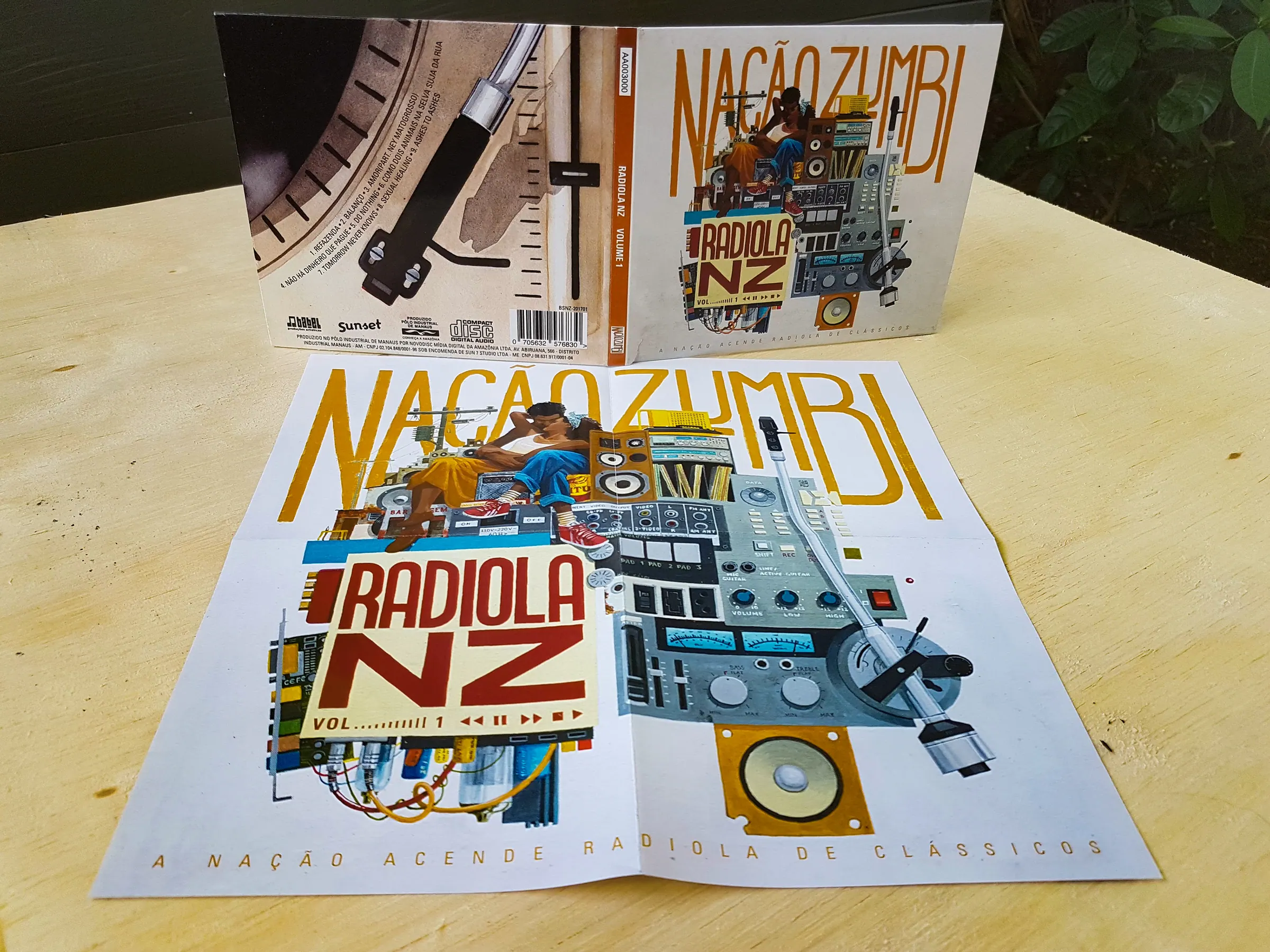 The printed CD, open